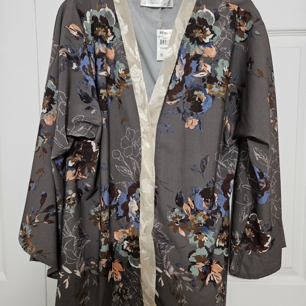 Ladies Kimono style silk jacket